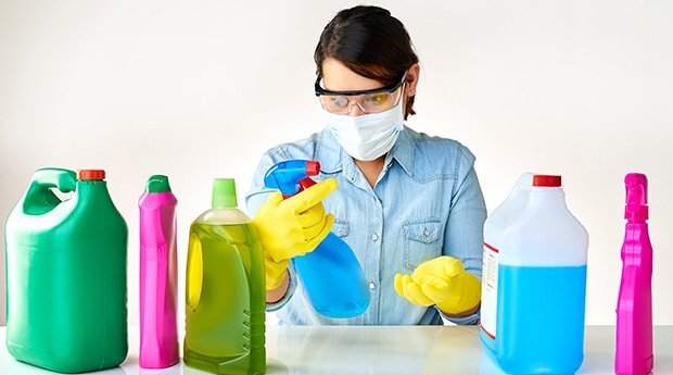 https://maidsailors.com/wp-content/uploads/2019/05/toxic-cleaning-productsFeature2.jpg